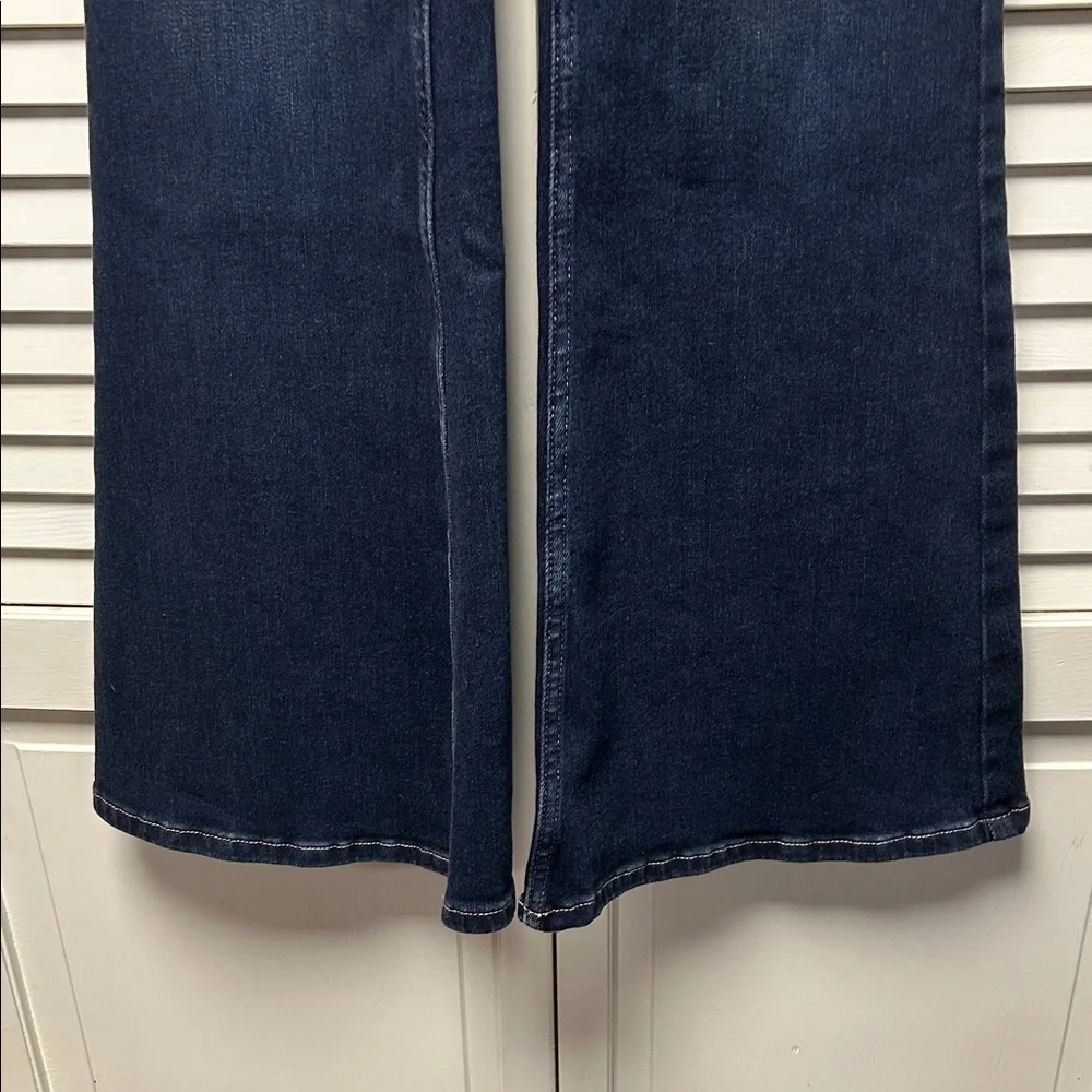 NWOT We The Free Dark Blue Denim Jeans - Picture 4 of 6
